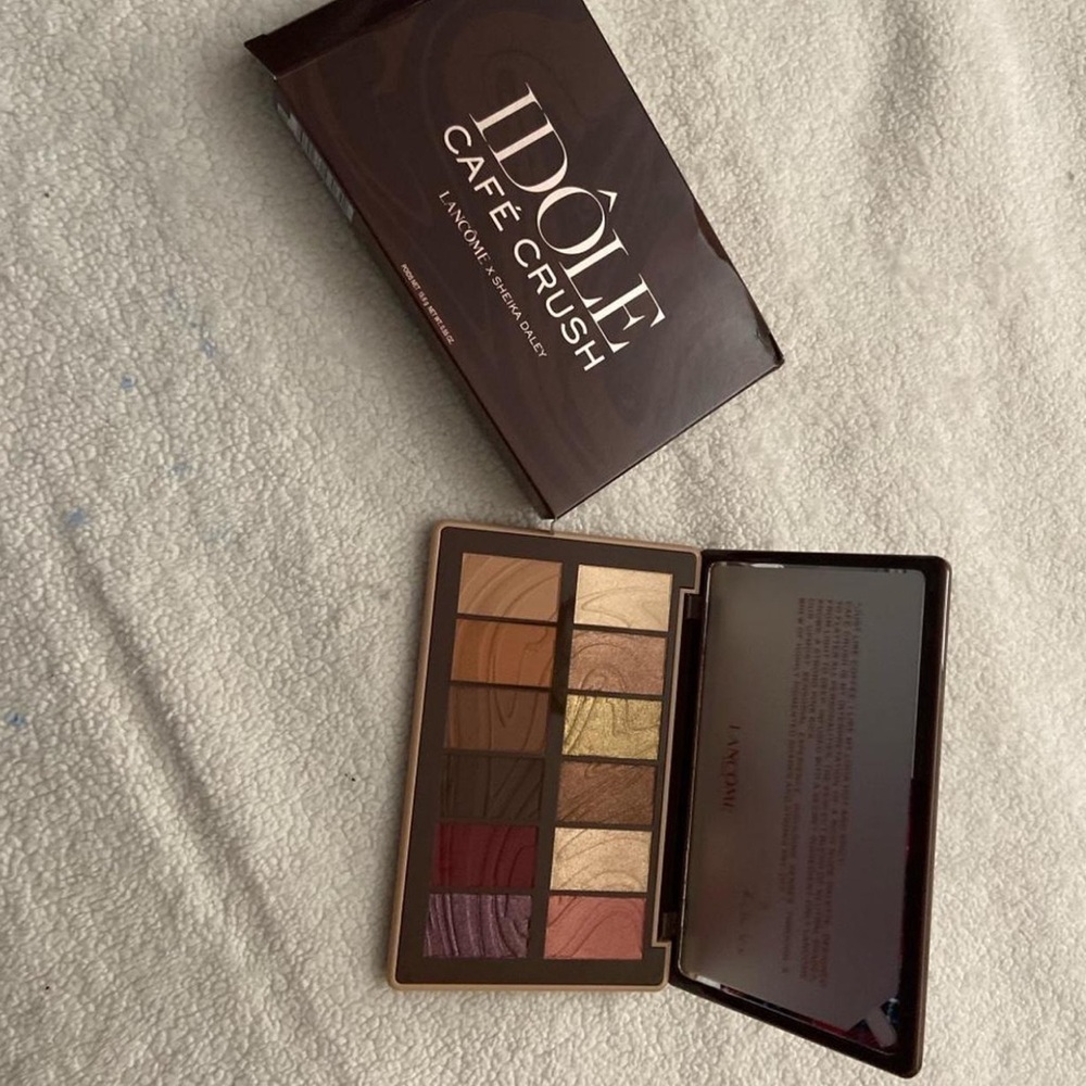 Lancome Idôle Café Crush Eyeshadow Palette with Gold and Brown Shades